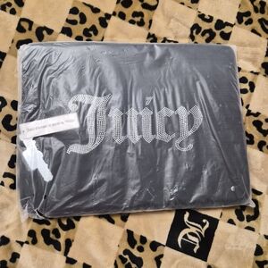 Juicy Couture Noir Blanket
